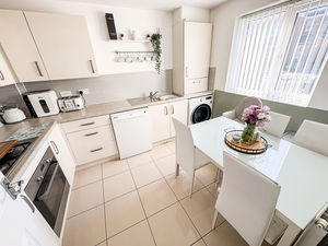 Photo 5- click for photo gallery